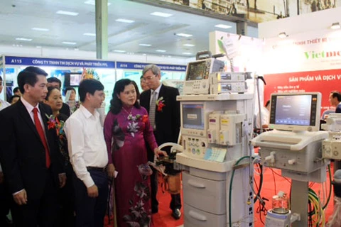 Ouverture de la 22e foire-expo internationale de médecine et pharmacie du Vietnam 